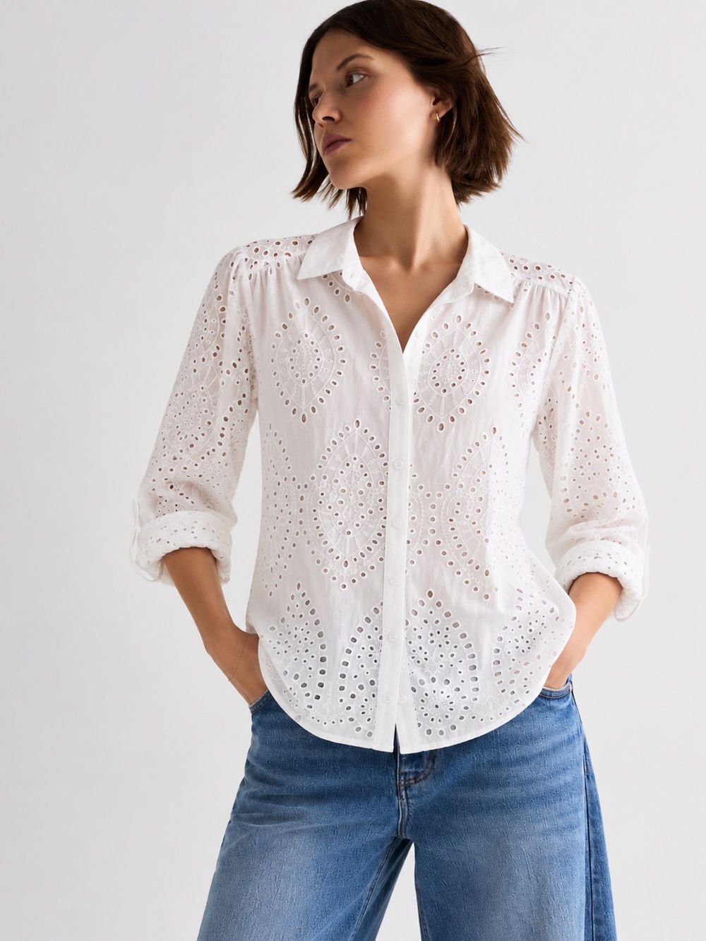 Adiva White Eyelet Button-Front Shirt size M